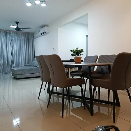 Iman Homestay @ Puncak Alam Bandar Puncak Alam Exterior photo