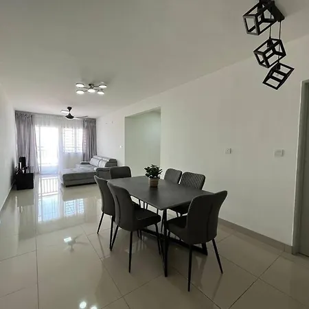 Iman Homestay @ Puncak Alam Bandar Puncak Alam Exterior photo